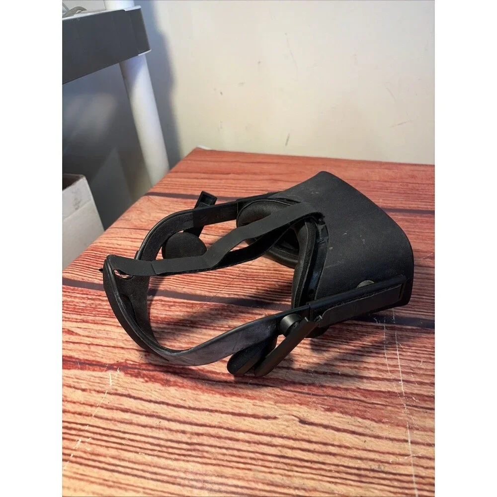 Meta Oculus Rift CV1 VR Virtual Reality Headset With Headphones ONLY
